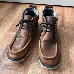 Toms Chukka Leather Boots Men‎ Sz 13  Brown Lace Up Lined Waterproof Casual